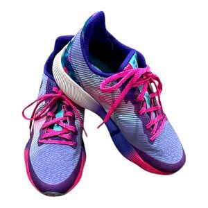 New Balance Sz 9.5 Women's Purple and Pink Athletic Shoes